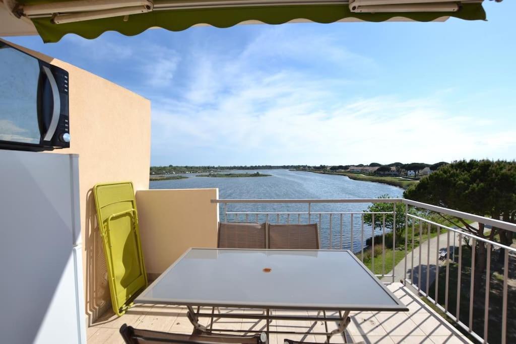 Les Rives Du Lac Salonique Apartment Le Grau-du-Roi Bagian luar foto